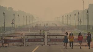 Delhi Records Coldest Morning Of The Season At 7.1 Degrees Celsius