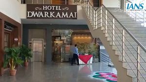 Bomb Threat Causes Panic At Dwarka Hotel; Nagpur Police Take Action