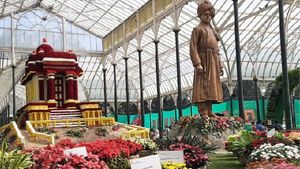 Lalbagh Flower Show 2025: Flobal Tribute To Ramayana And Maharishi Valmiki