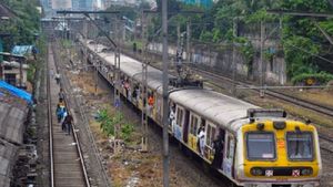 Mumbai Local Train Services Update: Dadar-Andheri Route To Face Disruptions For Bridge Reconstruction