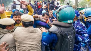 Delhi BJP Protests Outside Kejriwal's Residence Against AAP's Fake Voter Registration Claims