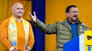 Delhi Elections: AAP Manifesto Out - Kejriwal Reaffirms Rs 2,100 For Women, Discounted Travel, Clean Yamuna