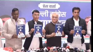 Congress Manifesto For Delhi Polls: Free Electricity, Rs 2,500 for Women