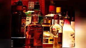 Delhi Elections 2025: Police Seizes Rs 1.5 Crore Cash, Liquor, Arrests Bootleggers