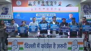 Jeevan Raksha Yojana: Congress Promises Rs 25 Lakh Health Insurance Cover Ahead Of Delhi Polls 2025