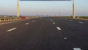 Delhi-Mumbai Expressway Update: Tunnel Near Kota To Open Soon, Travel Time To Delhi Cut To 4 Hours