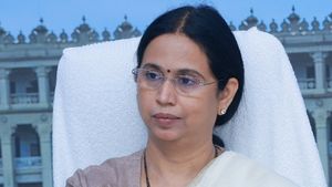 Karnataka Ministers Laxmi Hebbalkar & Chennaraj Hattiholi Injured In Car Accident Near Belagavi