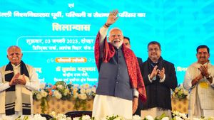 Delhi Assembly Election: PM Modi Calls Ruling Party 'AAPda', Tears Into Kejriwal With 'Sheeshmahal' Jibe