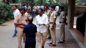 Saif Ali Khan Case: Attacker On The Run As Mumbai Police Detain 3 Suspects 
