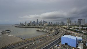 Mumbai Marine Drive Tetrapods To Be Replaced By 2025: Here’s What’s Changing