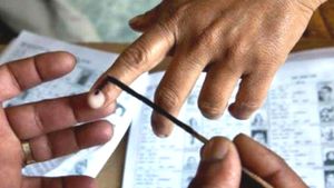 HMPV Outbreak: Election Commission Plans for Safety Measures Ahead Of Delhi Assembly Election 2025 