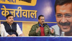 Kejriwal Accuses BJP Of Hooliganism, Launches Social Media Campaign #AmitShahKiGundaGardi Ahead Of Delhi Polls