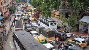 Bengaluru Traffic Alert On February 6: Heavy Traffic Expected Near Palace Grounds, Check Routes