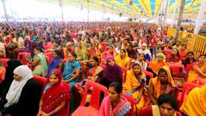 Ladli Behna Yojana: New Rules Require Surveys, But Anganwadi Workers Refuse To Participate—Here’s Why
