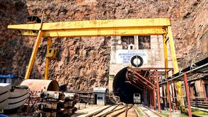 Telangana Tunnel Collapse: Rescuers Reach Tunnel Boring Machine Spot, Says Official