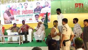 Bihar: Officer Who Danced In Uniform Following Tej Pratap Yadav's Direction Sent To Police Lines