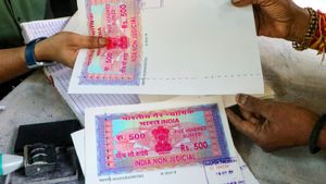 Maharashtra Revenue Department Waives Stamp Duty On Certificates, Saving Students Thousands