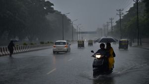 Karnataka Weather Alert: 19 Dists Including Bengaluru on Rain Watch Till April 12, Check IMD Latest Forecast