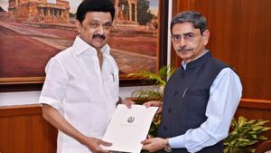 SC Backs TN CM Stalin, Slams Governor RN Ravi’s 'Illegal' And 'Arbitrary' Move On Withholding Bills
