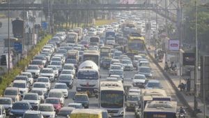 Eastern Express Highway Makeover Begins: Elevated Road From Chheda Nagar To Mulund East Underway