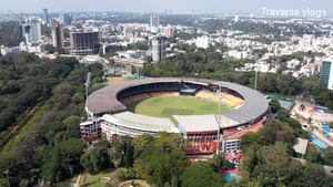 Bengaluru Traffic Alert: No Parking On THESE Roads Near Chinnaswamy Stadium On April 2, Parking Details Here