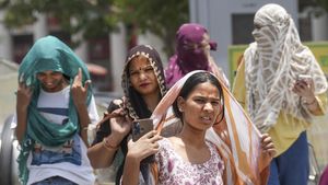 Tamil Nadu Weather: 6 Districts Boils At Over 38°C; Karur Touches 39.5°C