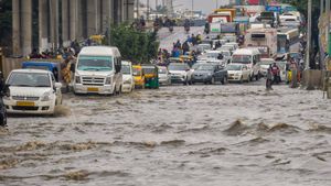 Karnataka Under Orange Alert: When Will Monsoon Hit Bengaluru? IMD Warns Of Severe Weather 