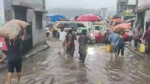 Heavy Rains Hit Mumbai, Disrupt Transport And Flight Operations As Monsoon Arrives In Maharashtra