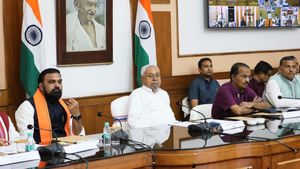 Bihar Bureaucratic Reshuffle: Nitish Kumar Govt Transfers 11 IAS, 6 IPS Officers