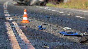 Tamil Nadu Road Accident: Car Hits A Family While Crossing Road; 4 Dead, 3 Injured