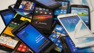Naked Man in Mask Breaks Into Bengaluru Mobile Store, Steals Costly Phones