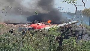 Air India Flight Crash: First Image and Video from Ahmedabad AI171 Tragedy Go Viral