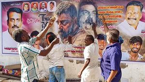 Kamal Haasan Fans From Bengaluru Reach Tamil Nadu's Hosur To Watch 'Thug Life' Post Karnataka Ban