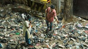 CAT Quashes Suspension of IPS Officer Vikash Kumar Vikash in Bengaluru Stampede Case