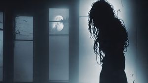 Pune Crime: Woman Raped At Home, Police Hunt Man Behind Selfie With “I’ll Be Back” Note 