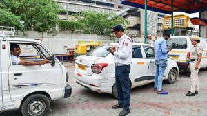 Delhi Puts EOL Vehicle Seizures On Hold, Seeks CAQM’s Direction