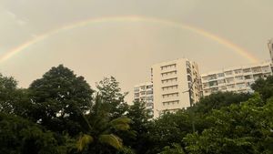 Bengaluru Weather: Evening Sky Dazzles with Rainbow After Sunset Showers