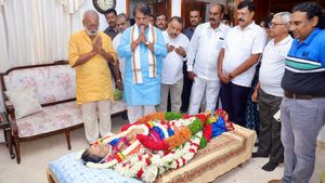 Saroja Devi Funeral: Paying Last Respects at Her Malleswaram Residence