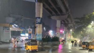 Chennai Rains: Heavy Rains Lash KTCC; Kasimedu, Korattur Suburbs Drenched