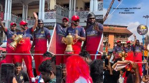 ‘RCB Victory Parade’ Lights Up Udupi During Vitla Pindi with Virat Kohli, Gayle Lookalike