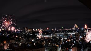Bengaluru Diwali 2025: Video Captures Stunning Fireworks Amid City’s Calm Streets