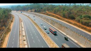 Bengaluru–Mysuru Expressway Turns Into Crime Hotspot as Robberies Rise, Locals Demand Action