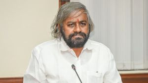 No One Is Above the Law: Karnataka Minister Warns Jollywood Studio Hosting BBK That Ignored Two Notices