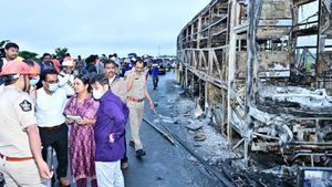 Kurnool Bus Tragedy: Eyewitnesses Recount Horrific Incident That Killed 20