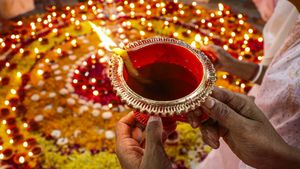 Tamil Nadu Diwali Holiday: It's A Holiday For Students & Govt Employees On Tuesday