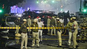 Delhi Police Raid Paharganj & Daryaganj Hotels, Arrest 4 Following Red Fort Blast