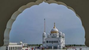 Pakistan Denies Entry to 14 Indian Devotees, Says ‘You Are Hindu’ During Guru Nanak Jayanti Visit