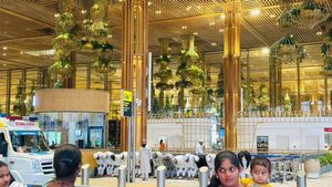 Namaz at Bengaluru Airport: BJP Accuses Siddaramaiah Govt of Double Standards