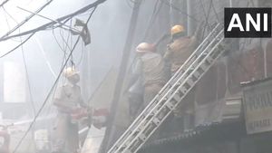Kolkata’s Central Market Hit By Major Fire, 300 Shops Gutted, Firefighting Continues