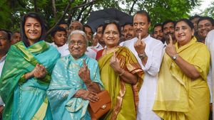 Ajit Pawar Family Tree: Who’s Who in His Household? Immediate and Extended Relatives Explained